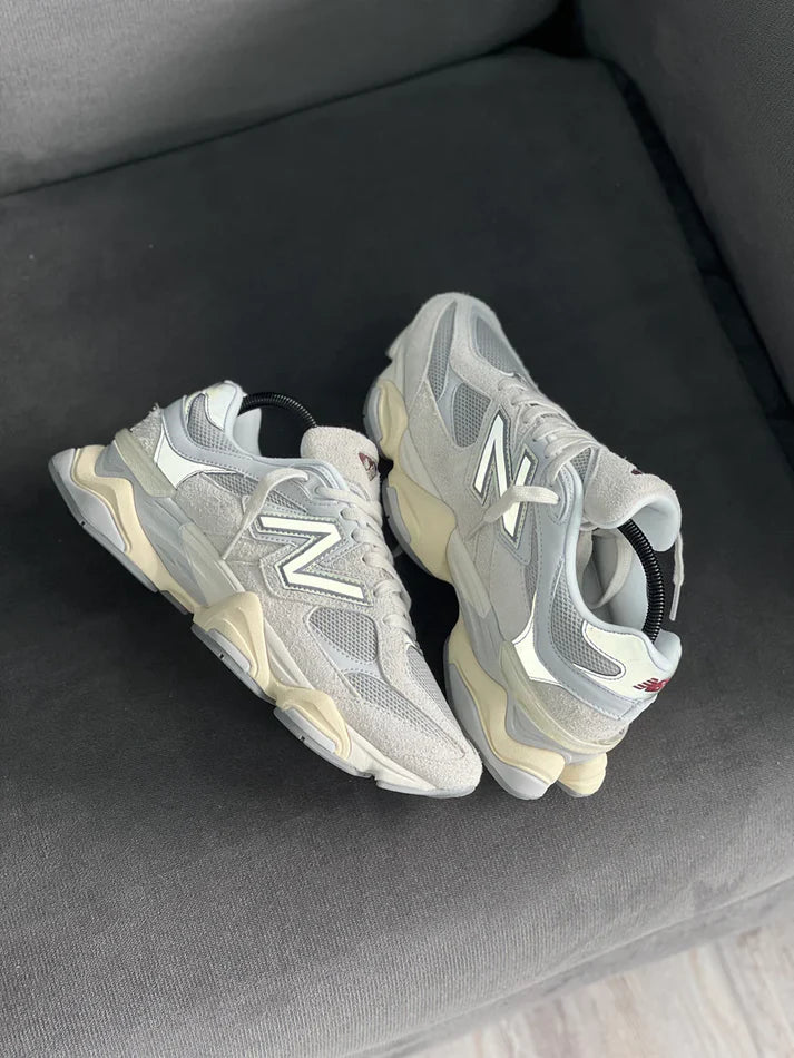 NEW BALANCE 9060 - OFERTA