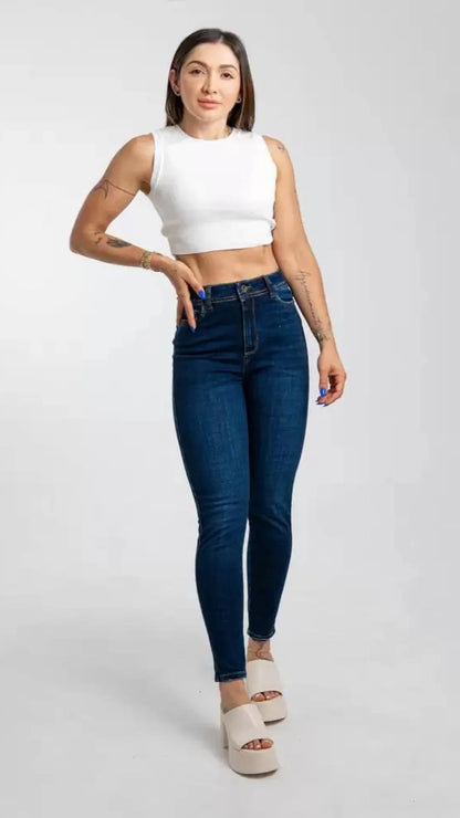 Jeans levanta cola EyA - Luce siempre bella